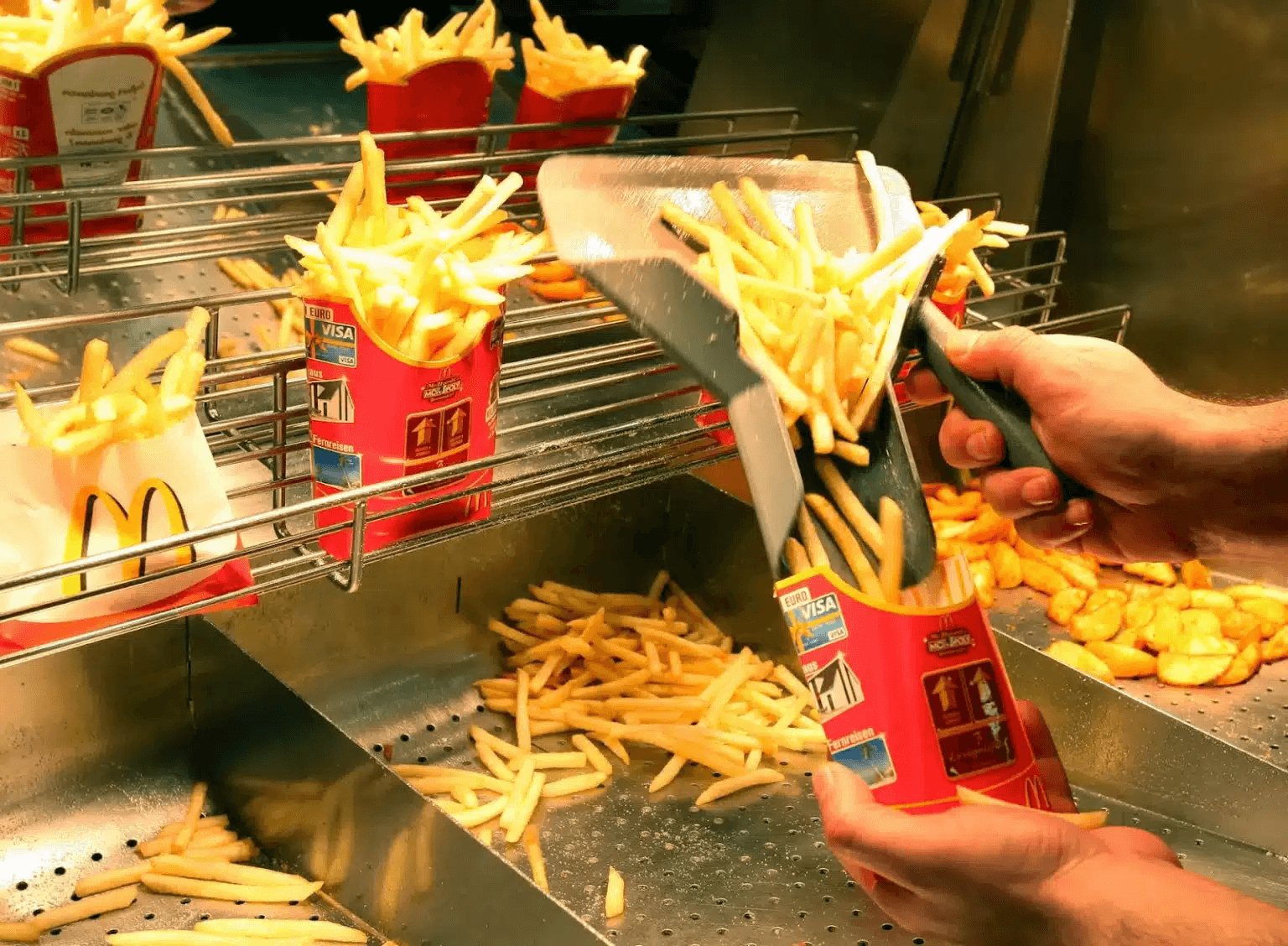 Quy trình của McDonald’s chuyên nghiệp, minh bạch