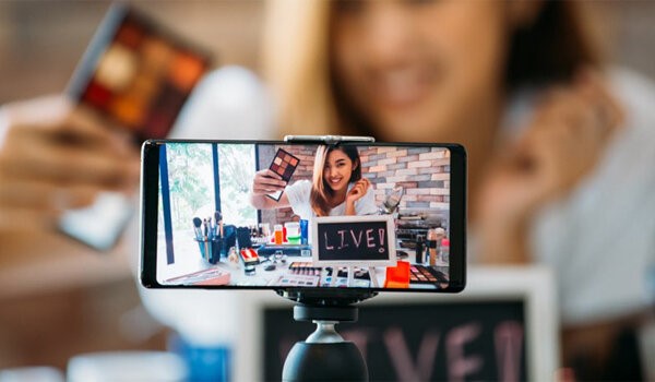 Livestream bán hàng