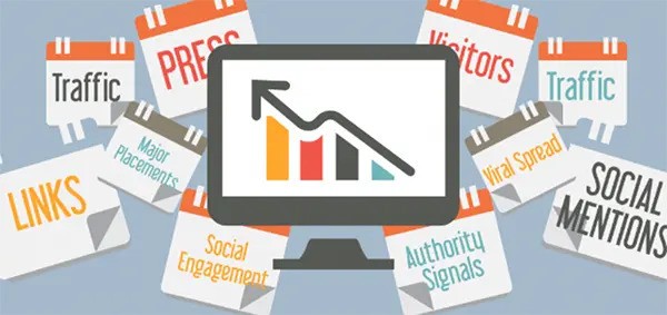 Nhóm yếu tố Social Signals và Traffic ngoài